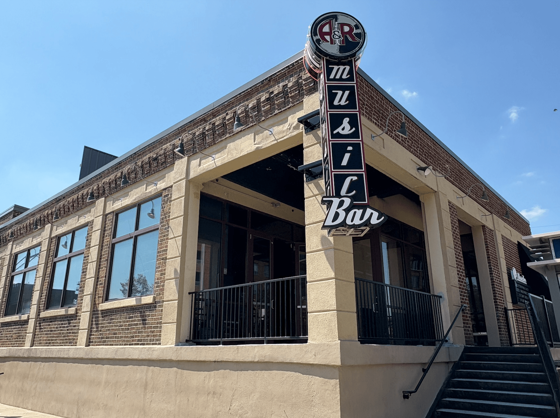 A&R Music Bar